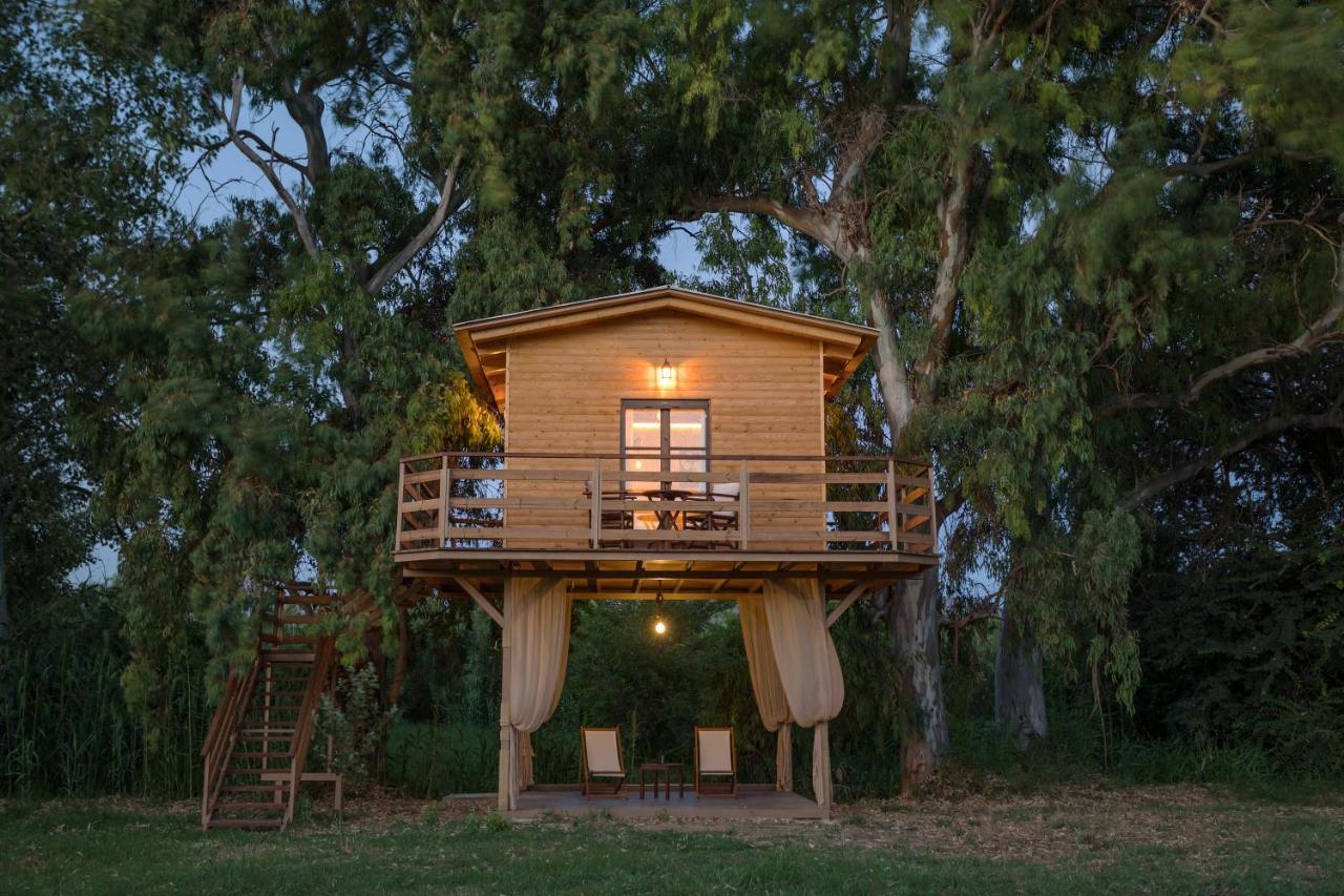 River Treehouse ลากานาส ภายนอก รูปภาพ
