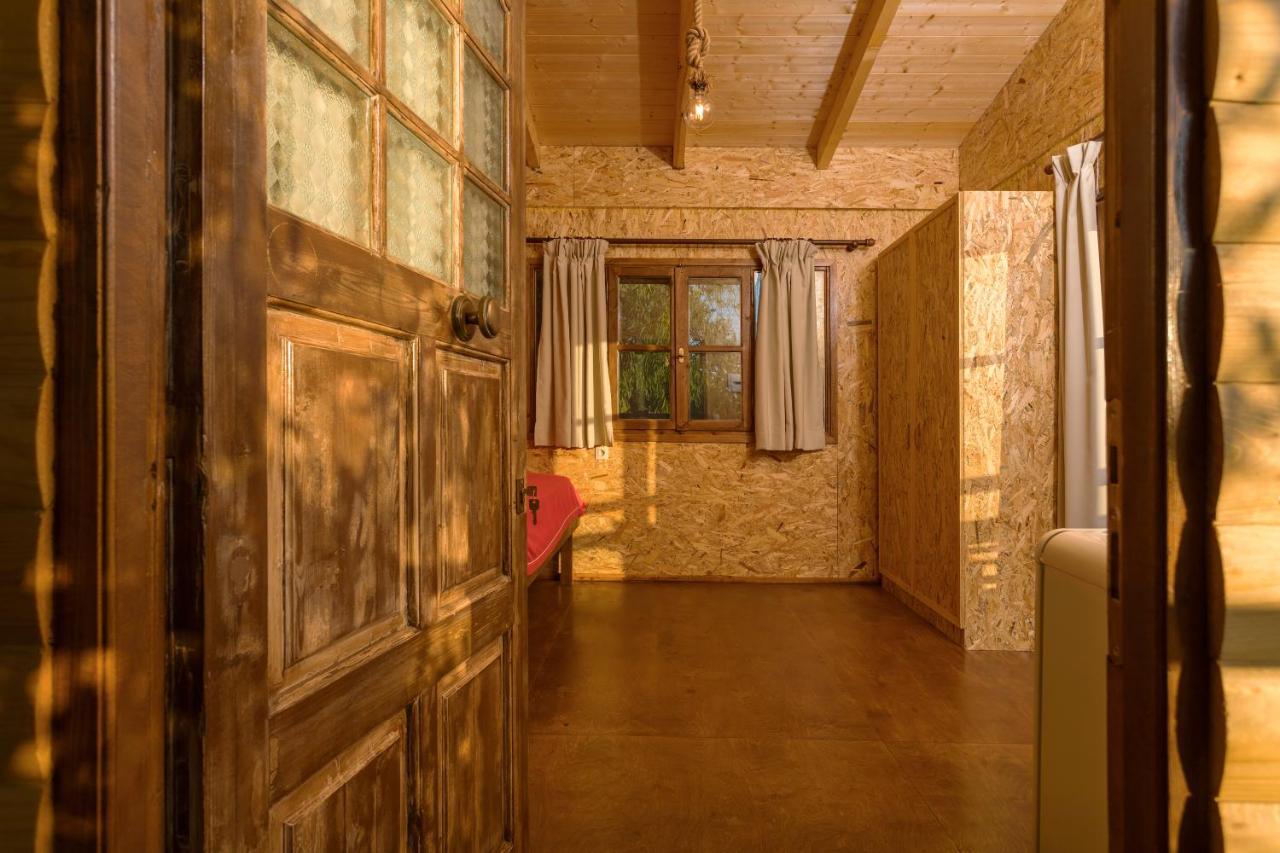River Treehouse ลากานาส ภายนอก รูปภาพ